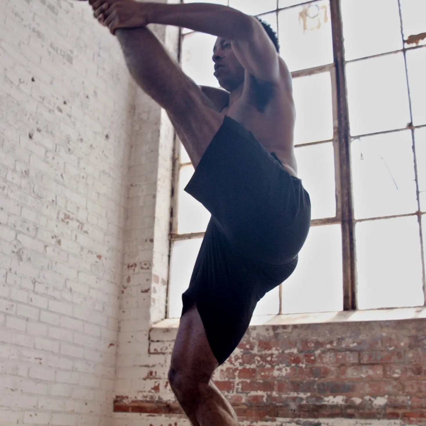 AirWave Performance Shorts