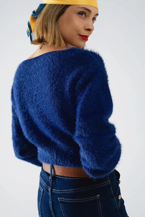 Cropped Fluffy Sweater in Navy Blue Fitted At the Waist