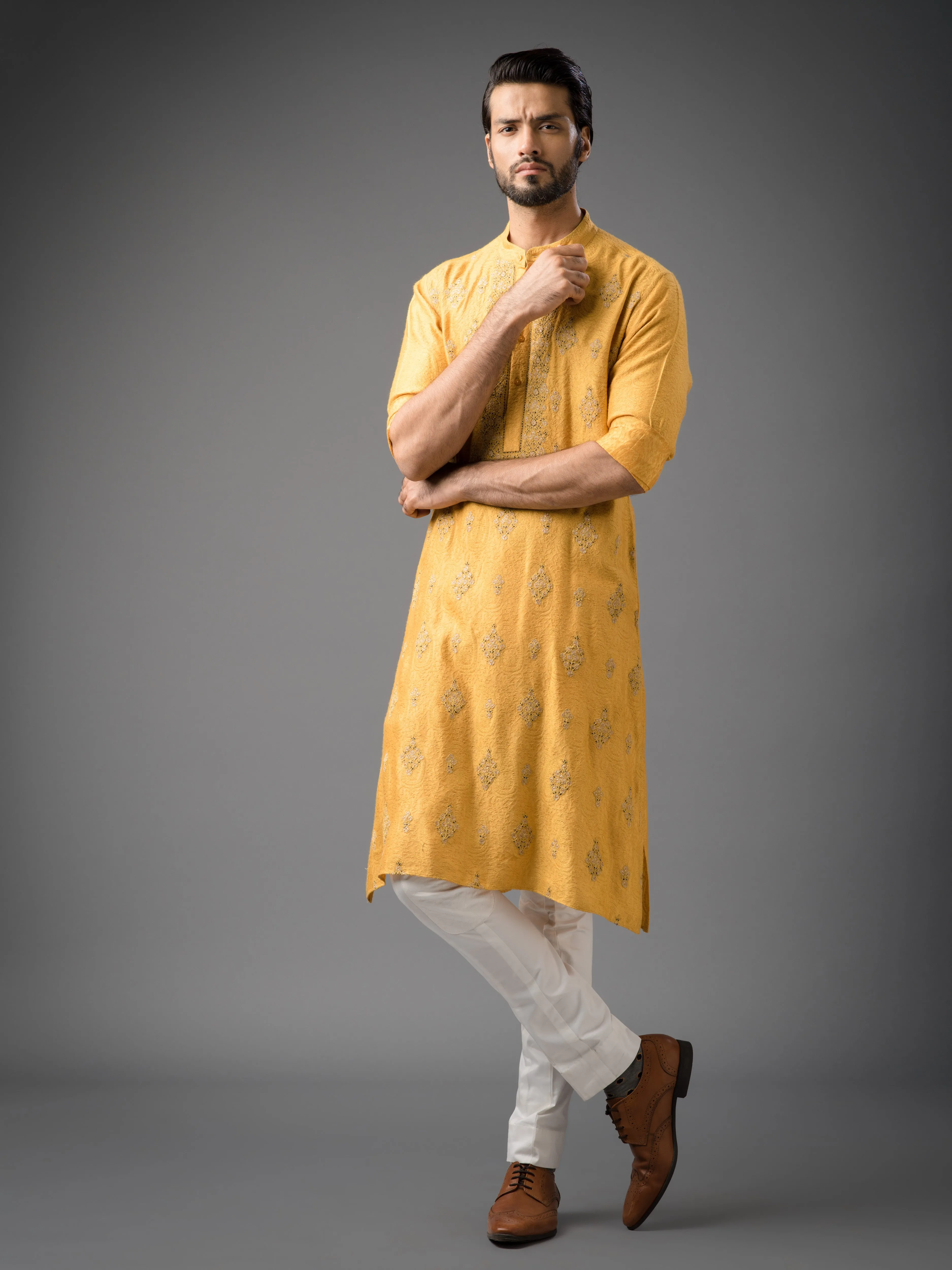 ICARUS SUN EMBROIDERED KURTA