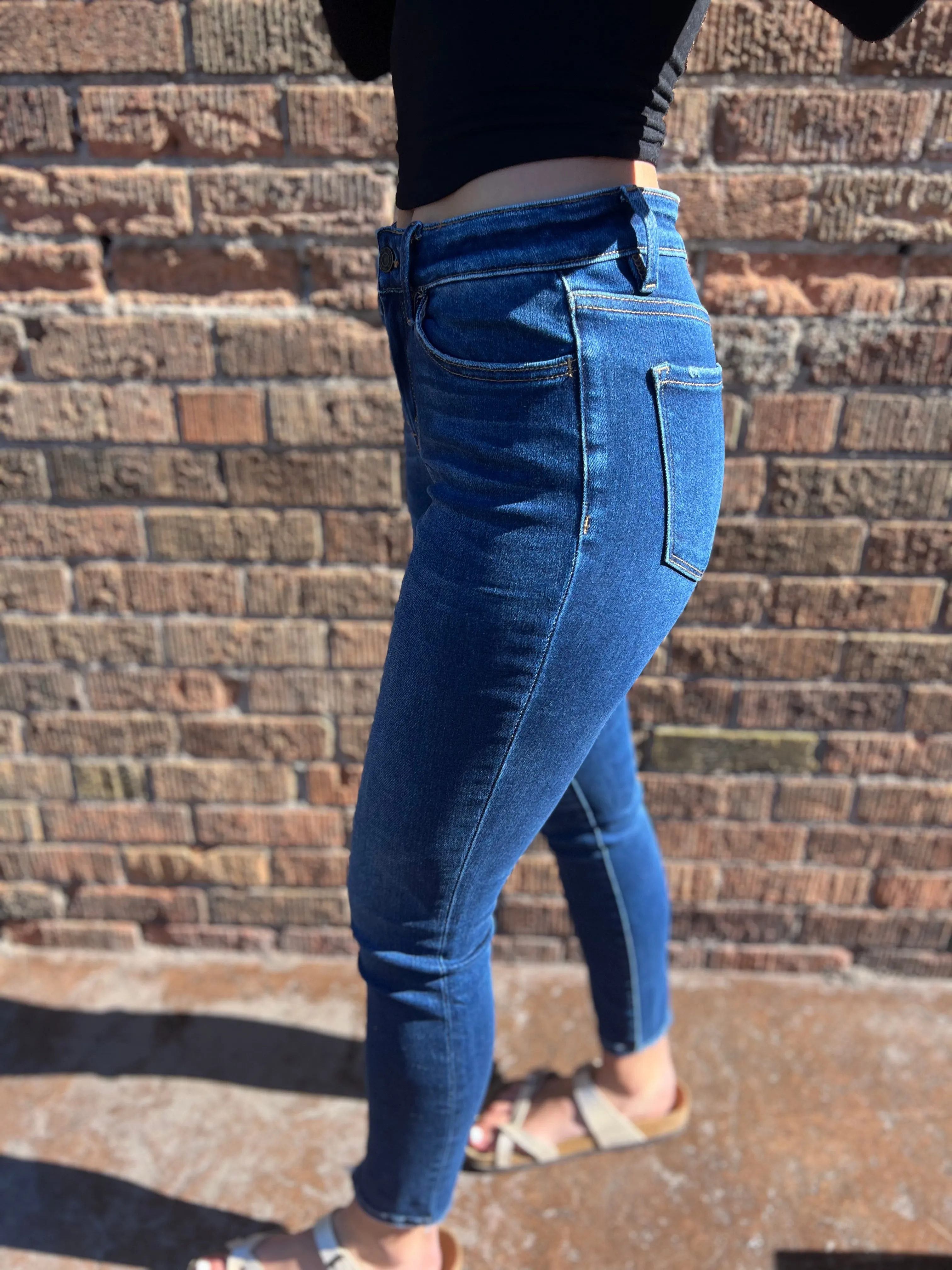 Vervet Mid Rise Ankle Skinny